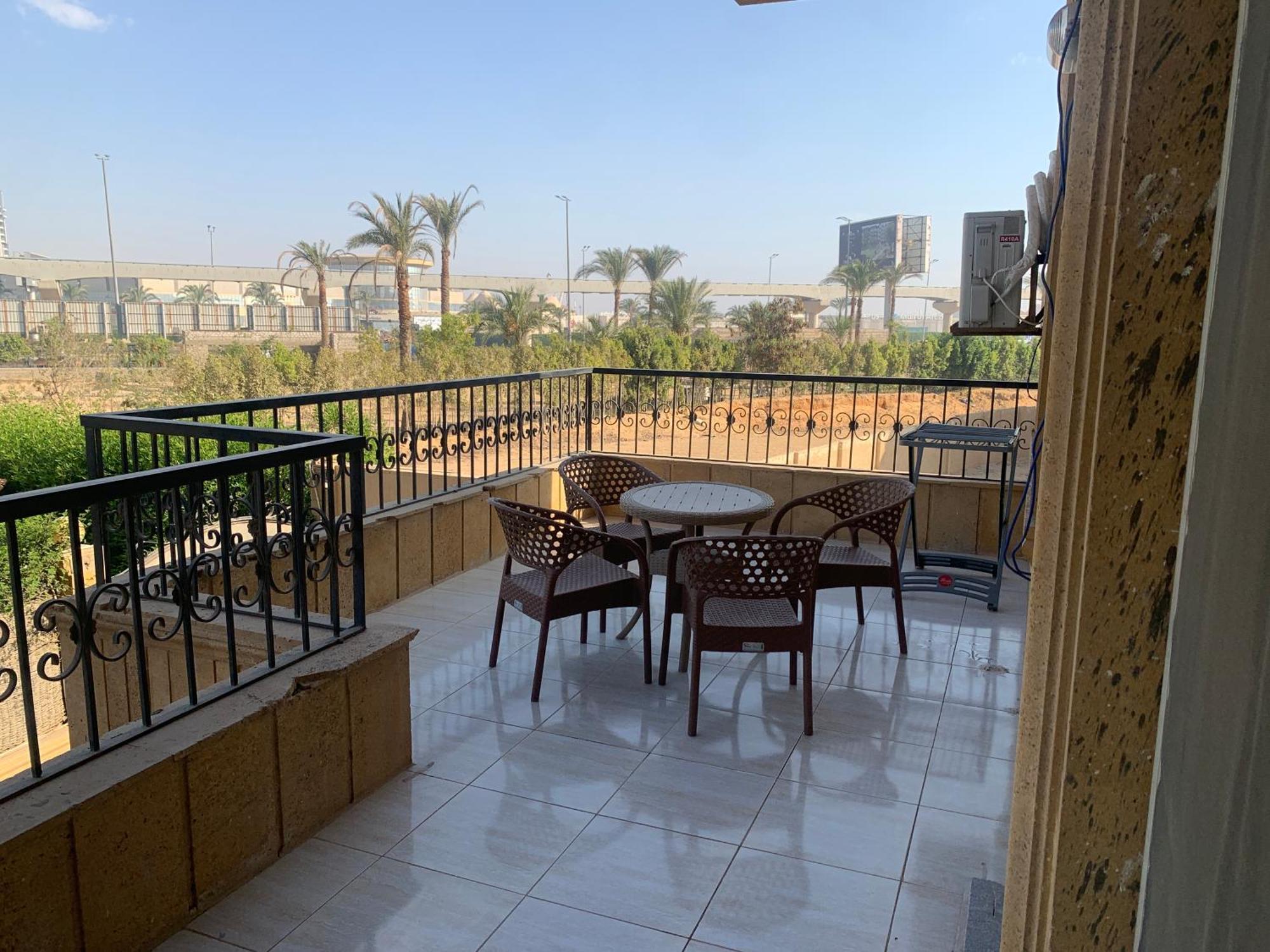 Luxury Apartments Beside Mall Of Arabia And Dar Al-Fouad Hospital - Families Only- No Alcoholic Beverages 6th of October City Экстерьер фото