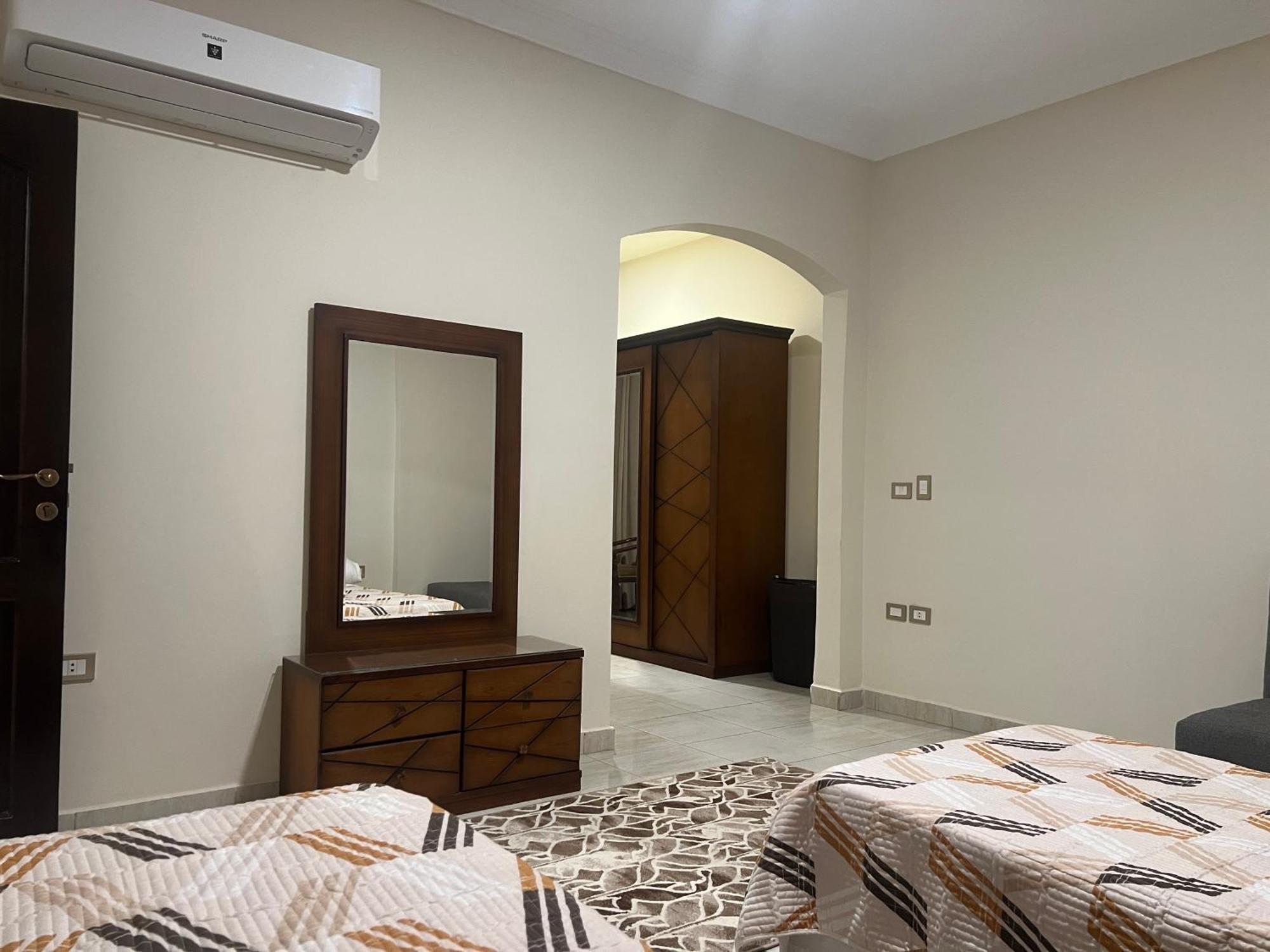 Luxury Apartments Beside Mall Of Arabia And Dar Al-Fouad Hospital - Families Only- No Alcoholic Beverages 6th of October City Экстерьер фото