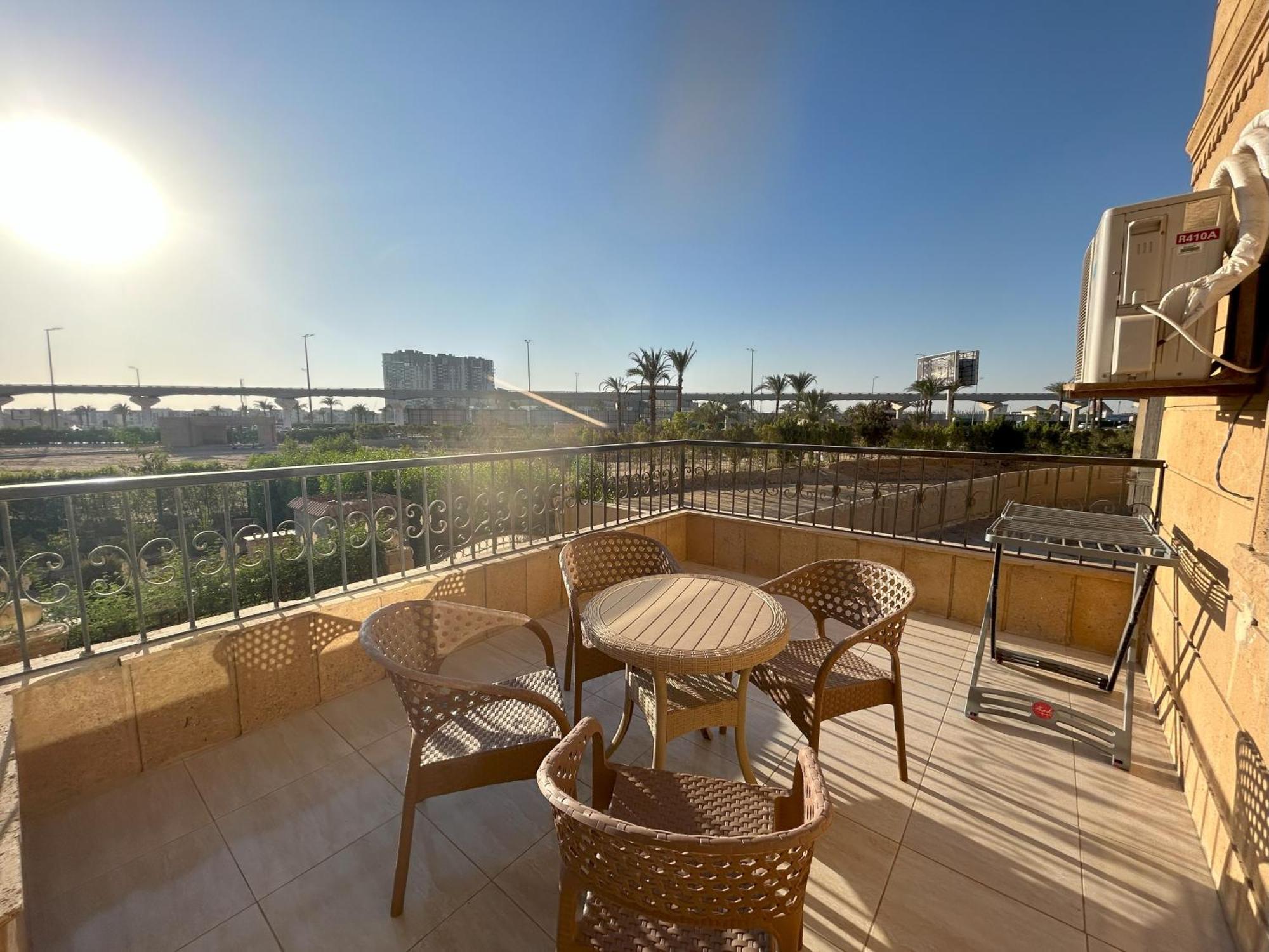 Luxury Apartments Beside Mall Of Arabia And Dar Al-Fouad Hospital - Families Only- No Alcoholic Beverages 6th of October City Экстерьер фото