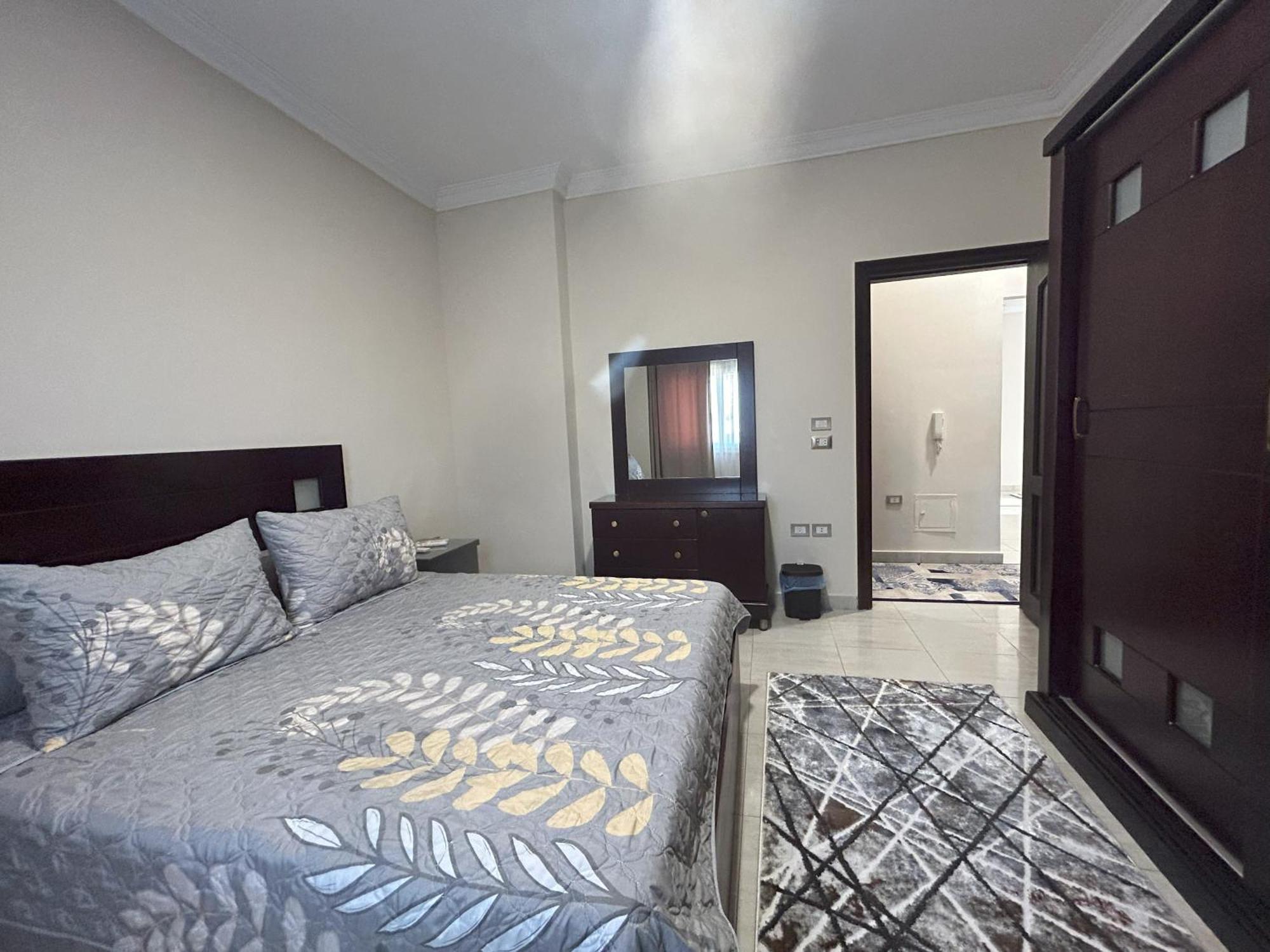 Luxury Apartments Beside Mall Of Arabia And Dar Al-Fouad Hospital - Families Only- No Alcoholic Beverages 6th of October City Экстерьер фото